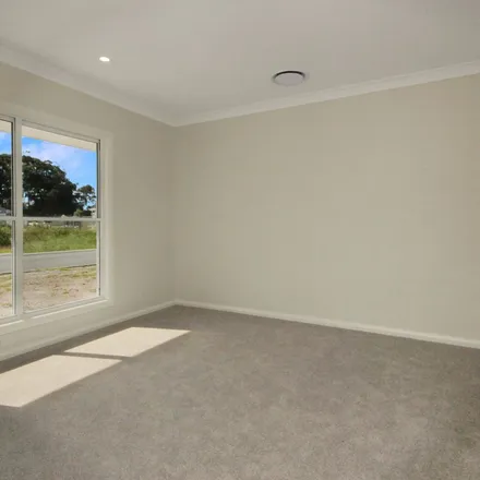 Image 5 - Scarborough Way, Dunbogan NSW 2443, Australia - Apartment for rent