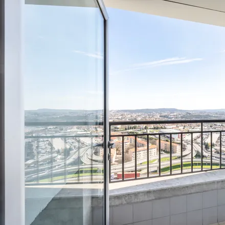 Image 7 - Alameda Shop & Spot, Via Futebol Clube do Porto, 4350-149 Porto, Portugal - Apartment for rent