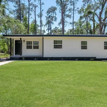 Buy this 4 bed house on 207 West Cedar Street in Perry, FL 32347