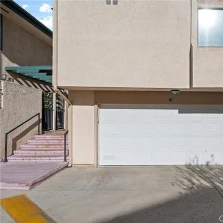 Image 3 - Alley ‎80987, Los Angeles, CA 91303, USA - House for sale