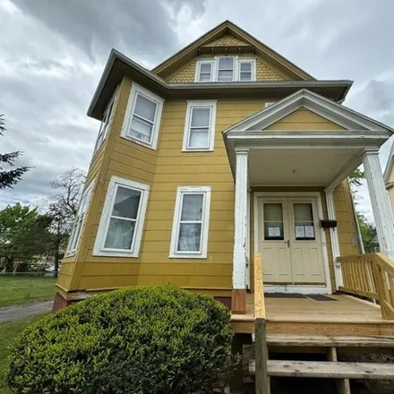 Buy this 4 bed house on 20 Montrose Street in McKnight and Bay, Springfield