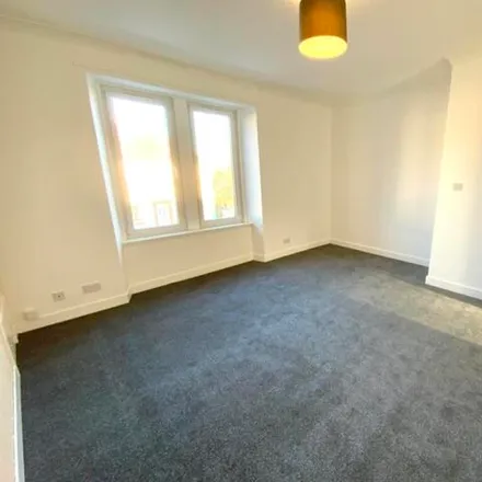 Image 2 - Miller Street, Kirkcaldy, KY1 3HQ, United Kingdom - Apartment for sale