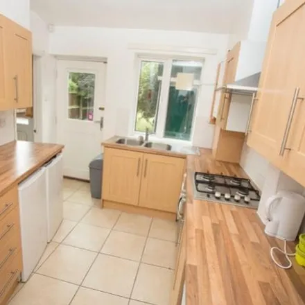 Rent this 6 bed townhouse on 175 Fletchamstead Highway in Coventry, CV4 7BA