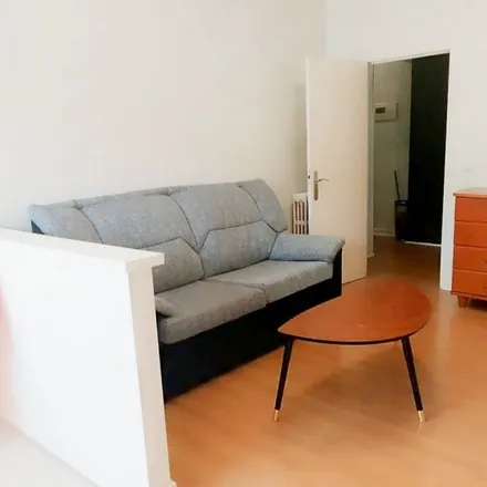 Rent this 3 bed apartment on Calle Circunvalación in 48002 Bilbao, Spain