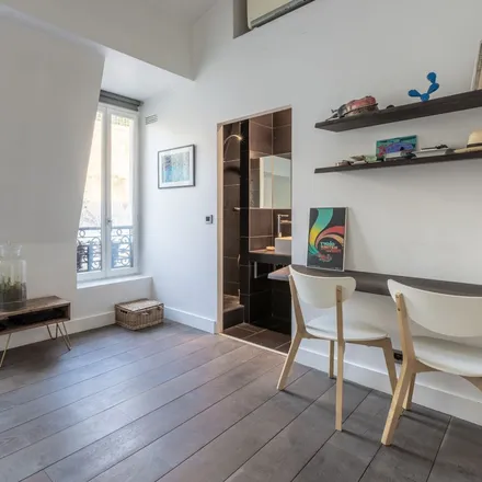 Image 6 - 10 Rue Gabrielle, 75018 Paris, France - Apartment for rent