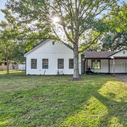 Buy this 3 bed house on 4631 Mc Kinley Avenue in Groves, TX 77619