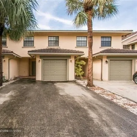 Rent this 3 bed house on 282 Avenue L in Delray Beach, FL 33483