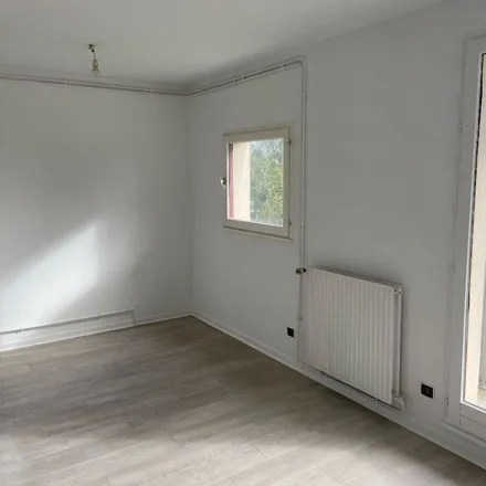 Rent this 1 bed apartment on 337 Rue du Général de Gaulle in 76230 Bois-Guillaume, France