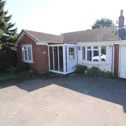 Rent this 3 bed house on Gatcombe Close in Stretton, DE13 0EP