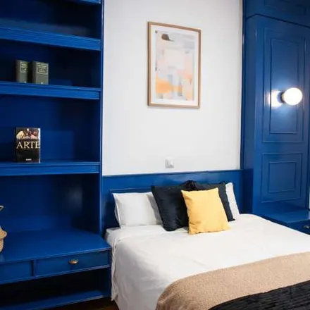 Rent this 5 bed apartment on Madrid in Calle de Benito Gutiérrez, 37