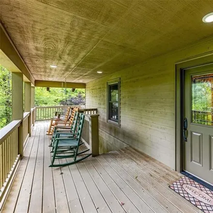 Image 7 - 111 Chestnut Trce, Lake Toxaway, North Carolina, 28747 - House for sale
