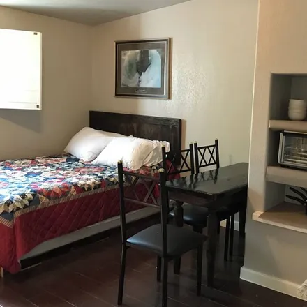 Rent this 2 bed townhouse on San Antonio
