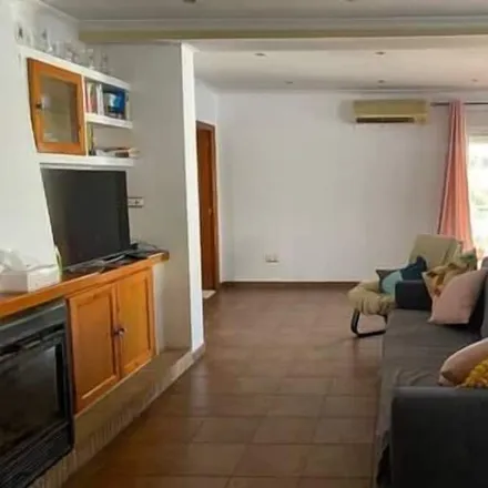 Rent this 3 bed house on Circunvalación de Alicante in 03113 Alicante, Spain