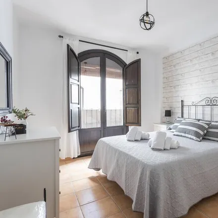 Rent this 2 bed apartment on Vélez de Benaudalla in Calle Mariana Pineda, 18670 Vélez de Benaudalla