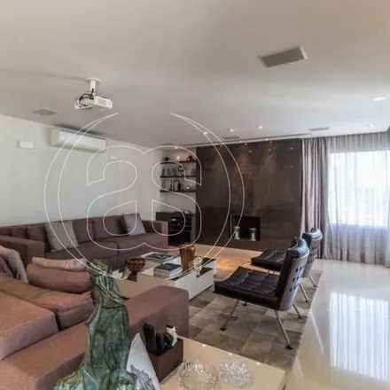 Buy this 3 bed apartment on Rua Gabrielle D'Annunzio 952 in Campo Belo, São Paulo - SP