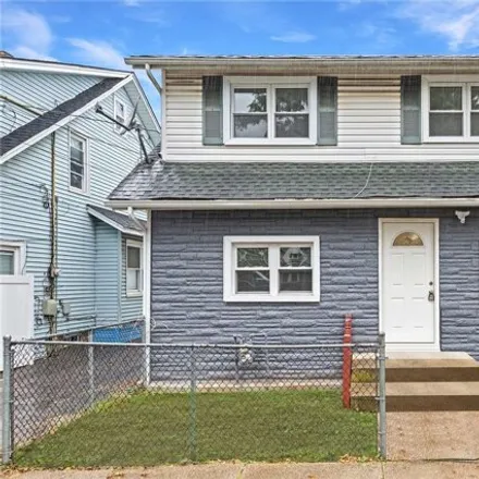 Buy this 3 bed house on 95 Albemarle Avenue in Village of Hempstead, NY 11550