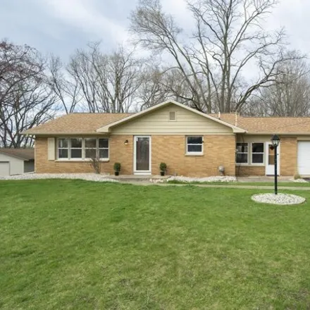 Image 1 - 2401 Summerdale Avenue, Cooper Charter Township, MI 49004, USA - House for sale