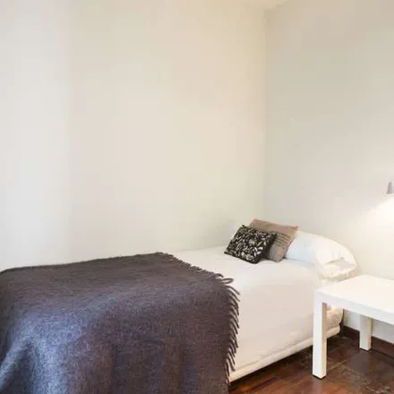Rent this 2 bed apartment on Carrer de Muntaner in 479, 08001 Barcelona