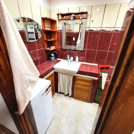 Rent this 2 bed apartment on Budapest in Kerék utca, 1035