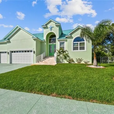 Buy this 5 bed house on 713 Eagle Lane in Hillsborough County, FL 33572