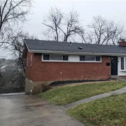 Rent this 3 bed house on 280 Woodridge Drive in Green Tree, Allegheny County