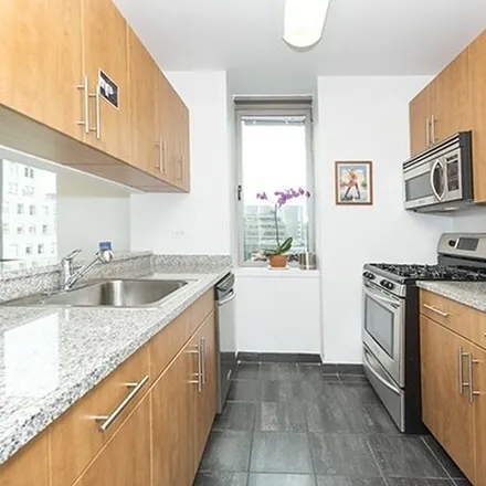 Rent this 3 bed apartment on 2 Gold Street in New York, NY 10038