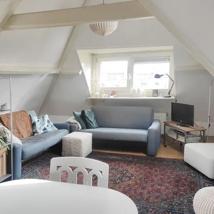 Rent this 2 bed apartment on GDH364 in Prins Hendrikstraat, 2518 HR The Hague