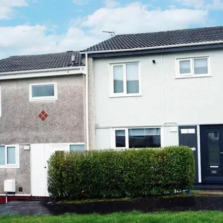 Buy this 3 bed townhouse on Fir Drive in East Kilbride, G75 9HB