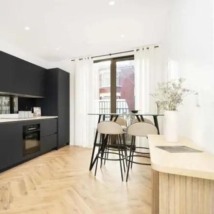 Image 1 - Moore House, Mildenhall Road, Lower Clapton, London, E5 0DD, United Kingdom - Apartment for sale