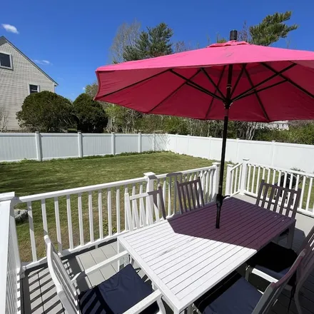 Rent this 3 bed house on Mattapoisett in MA, 02739