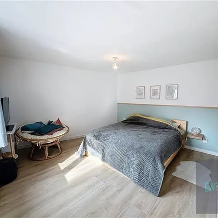 Rent this 2 bed apartment on Rue Grégoire Soupart 16 in 6200 Châtelet, Belgium