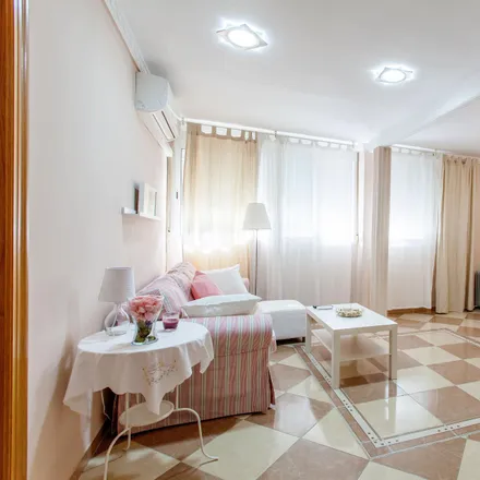 Rent this 2 bed apartment on Carrer de l'Actor Mauri in 1, 46022 Valencia