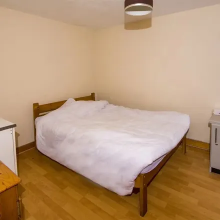 Image 4 - Fitzroy Avenue, Belfast, BT7 1HU, United Kingdom - Apartment for rent