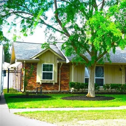 Rent this 3 bed house on 5422 Darnell Street in Houston, TX 77096