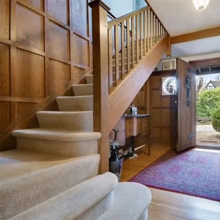 Image 7 - Mill Hill, Brentwood, CM15 8EU, United Kingdom - House for sale