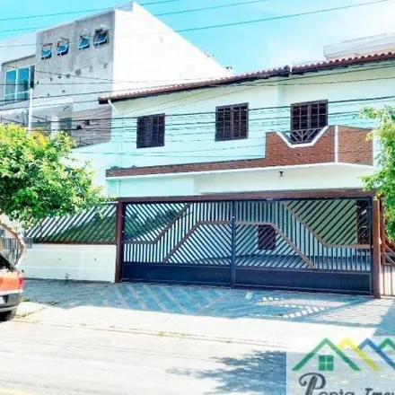 Buy this 3 bed house on Rua Eliza da Silva Frezolone in Bairro dos Casa, São Bernardo do Campo - SP
