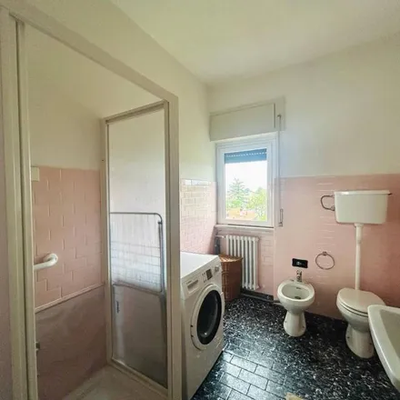 Image 3 - Via Alessandro Volta 3, 21100 Varese VA, Italy - Apartment for rent