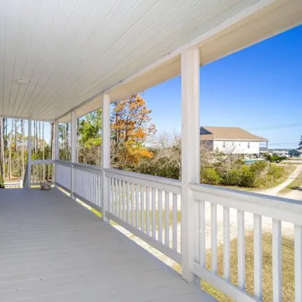 Image 3 - 2838 US 70, North Harbor, Beaufort, NC 28516, USA - House for sale