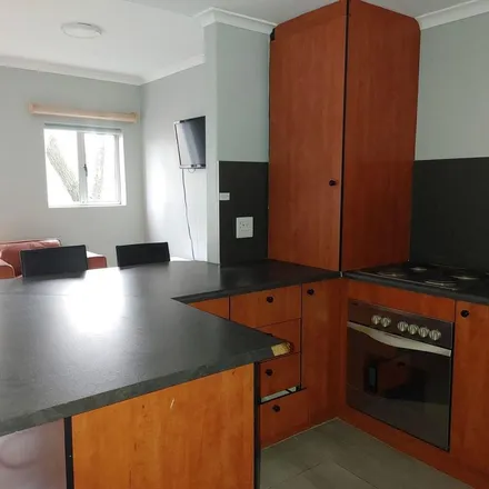 Image 3 - Woodlands Close, Tara, Western Cape, 7550, South Africa - Apartment for rent