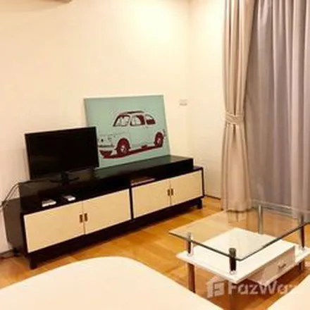 Rent this 2 bed apartment on Villa Ratchakru in Soi Ari 1, Phaya Thai District