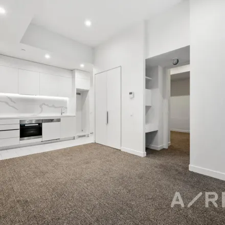 Image 4 - Swanston Street, Melbourne VIC 3000, Australia - Apartment for rent