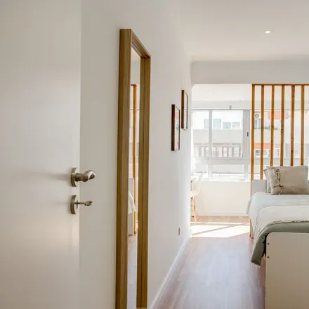 Rent this 8 bed room on Avenida Engenheiro Arantes e Oliveira