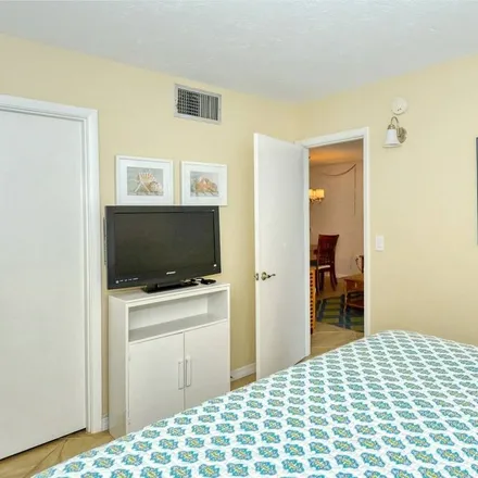 Image 5 - Longboat Key, FL, 34228 - Apartment for rent