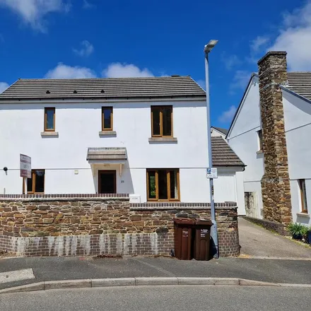 Rent this 3 bed house on Chyvelah Vale in Cornwall, TR1 3YJ