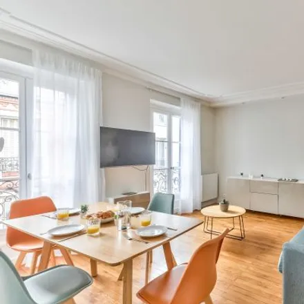 Rent this 3 bed apartment on 8 Rue de Bérulle in 94160 Saint-Mandé, France