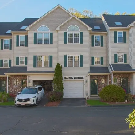Rent this 2 bed townhouse on 67 North Quinsigamond Avenue in Shrewsbury, MA 01653