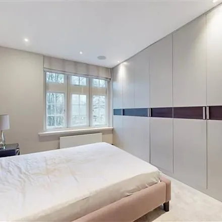Image 5 - Mr Chow, 151 Knightsbridge, London, SW1X 7PA, United Kingdom - Apartment for rent