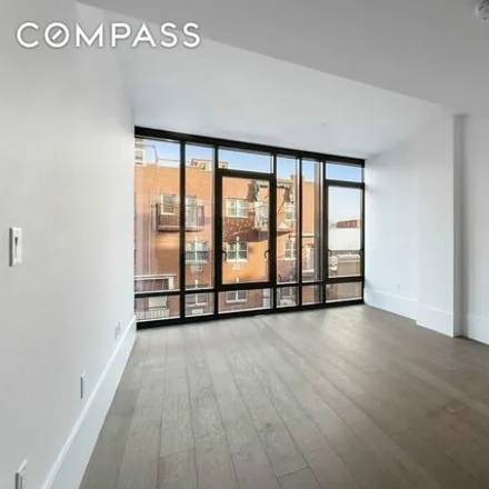 Image 2 - 429 Kent Ave Unit 607, Brooklyn, New York, 11249 - Condo for rent