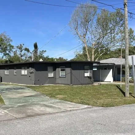 Buy this 16 bed house on 346 Clifton Avenue in Holly Hill, FL 32117