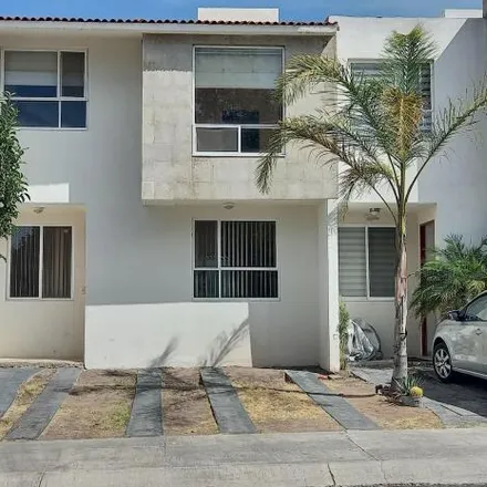 Rent this 3 bed house on Avenida Residencial del Parque in Residencial Del Parque, 76060 La Cañada